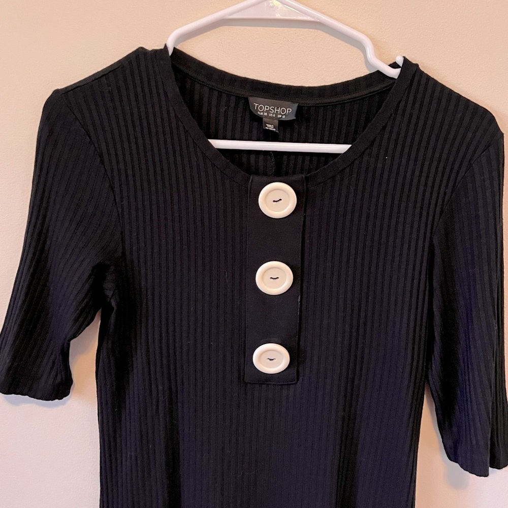 Topshop Ribbed Button Top - Picture 3 of 6
